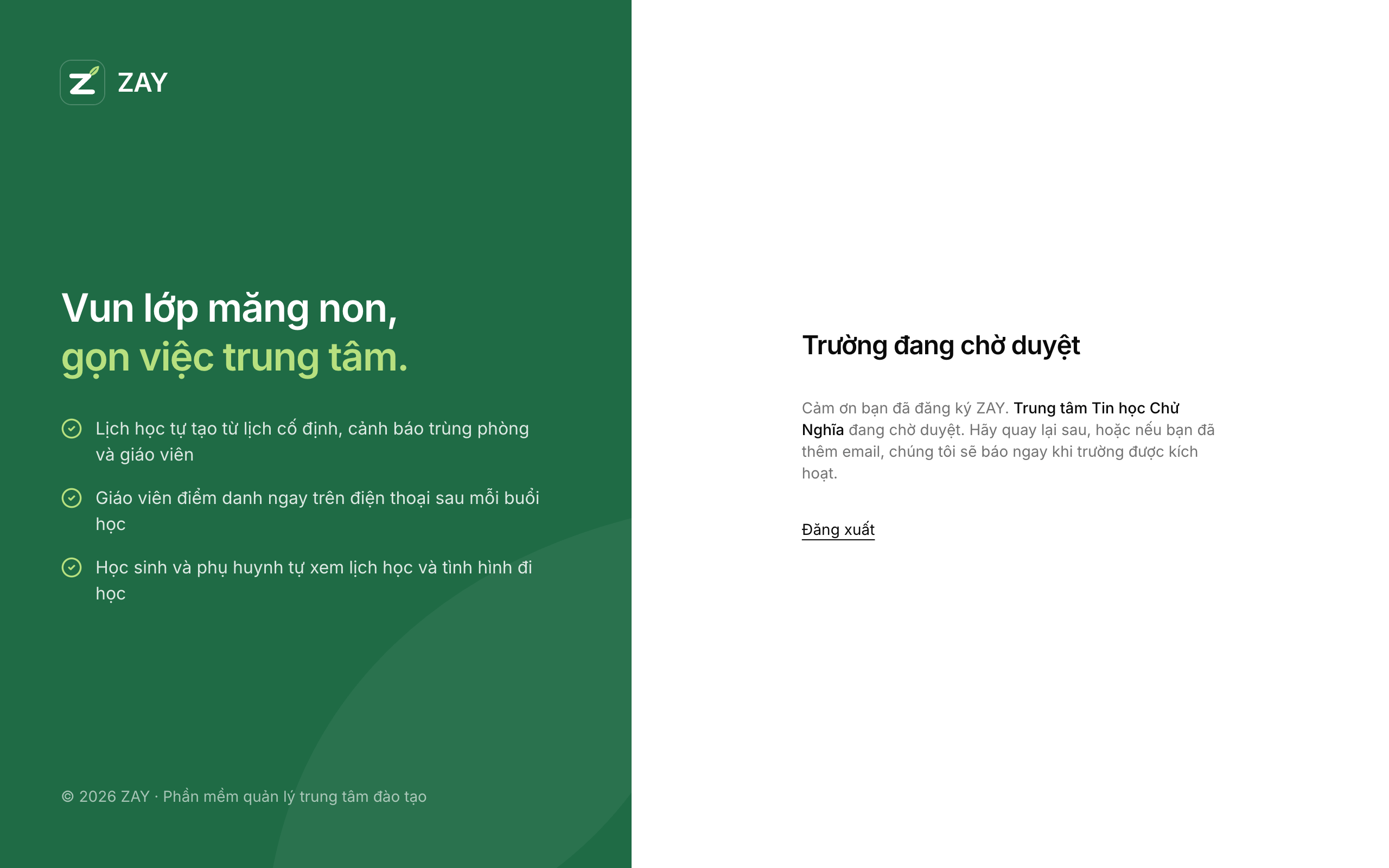 Màn hình Trường đang chờ duyệt